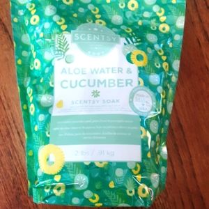 Scentsy Soak Aloe Water and Cucumber 2 lbs